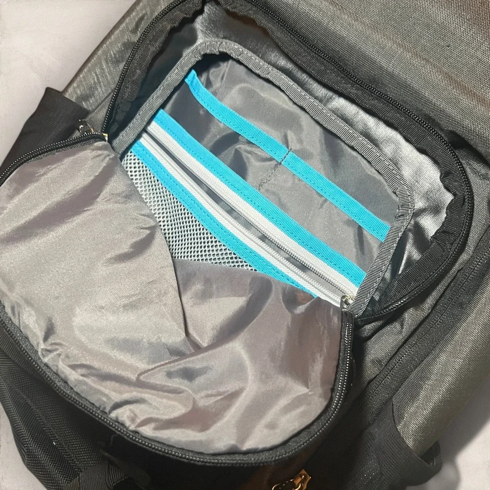 Thule Leed's Branded Backpack Gray HomeAway‎ Logo Padded Laptop Sleeve Tech Bag